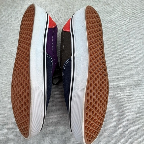 Vans Blue and Purple Canvas Sneakers with Vulcanized Sole - Picture 12 of 12